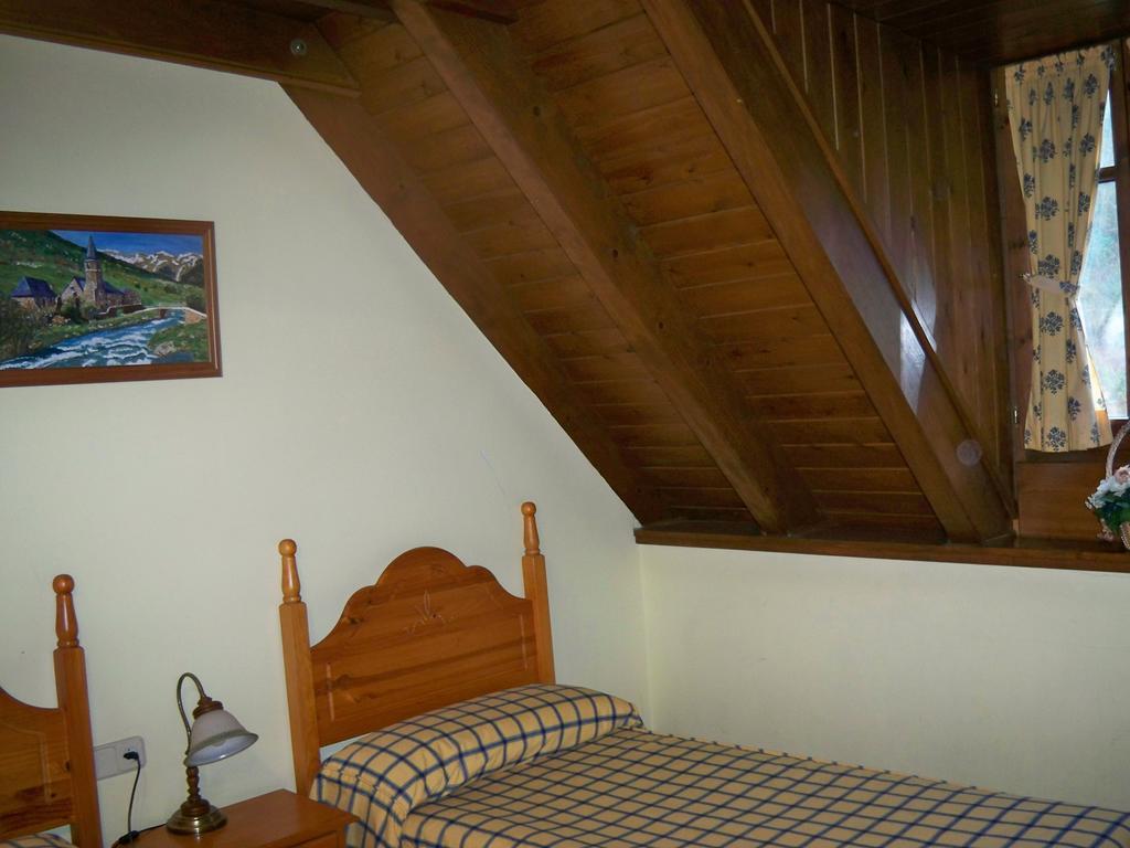 Отель Casa Es Neres Лес Экстерьер фото